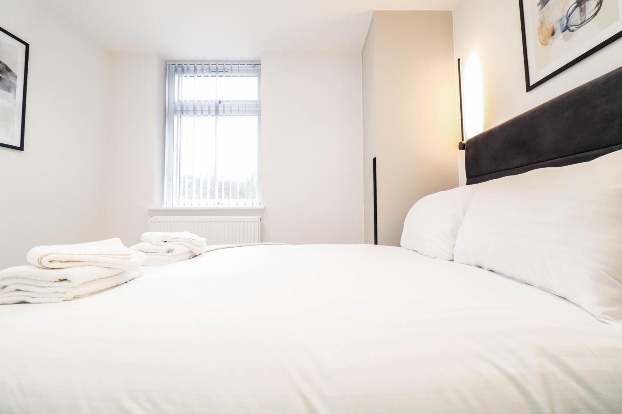 Modern 1-Bed Apartment In Buckinghamshire With Free Wifi, Parking & Garden High Wycombe Exteriér fotografie