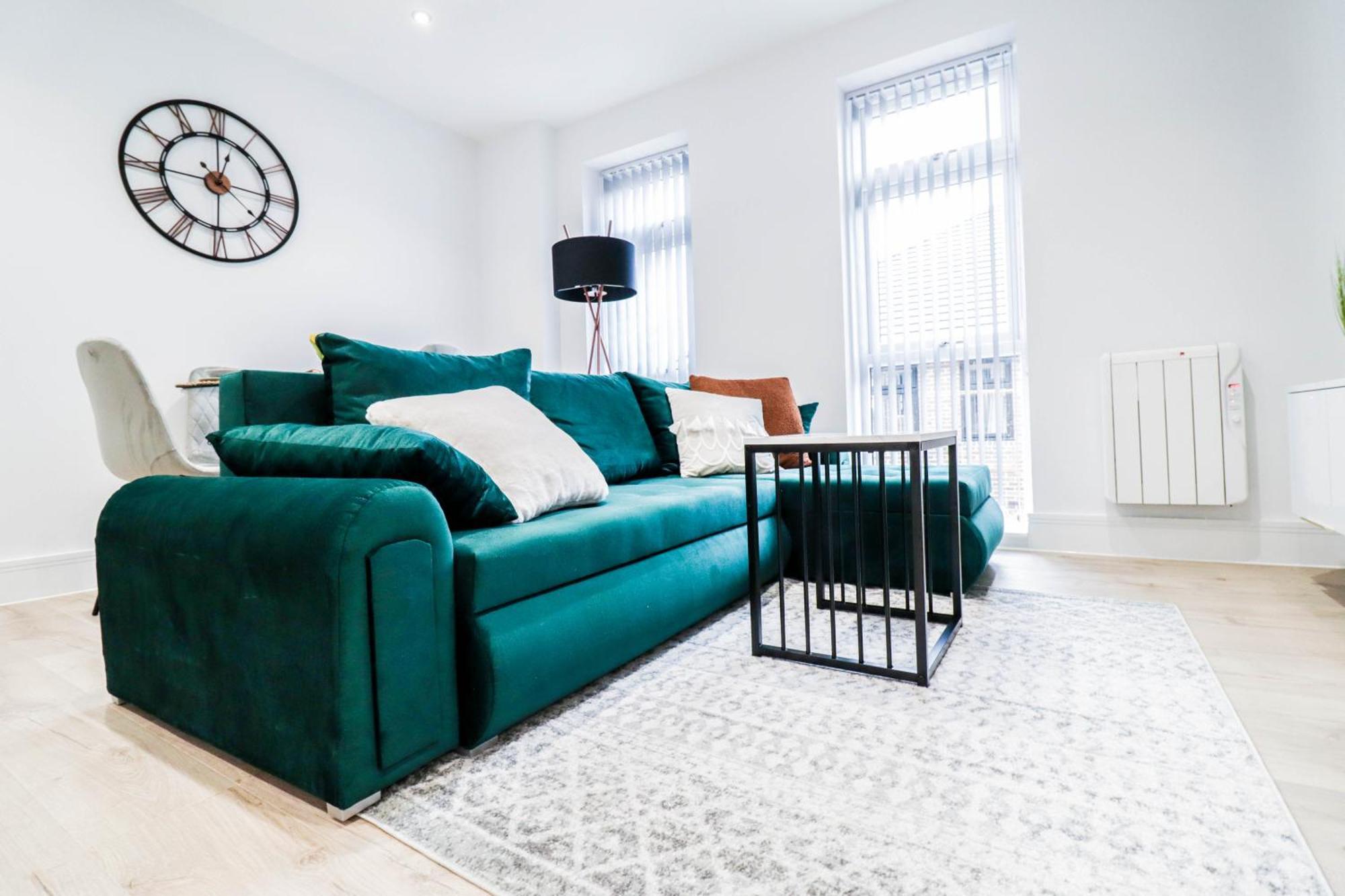 Modern 1-Bed Apartment In Buckinghamshire With Free Wifi, Parking & Garden High Wycombe Exteriér fotografie